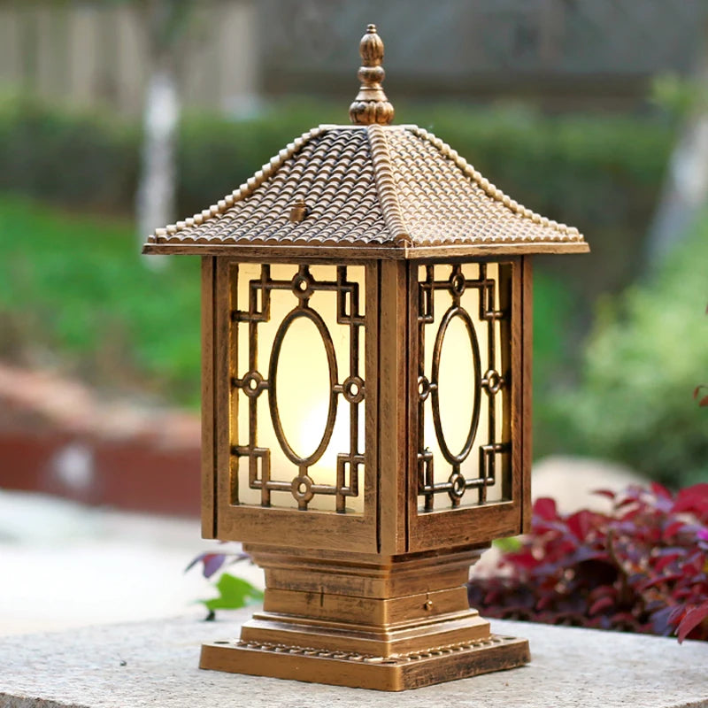 Retro Style Countyard Fence Wall Lamp Waterproof Outdoor Post Column Headlights Villa Balcony Garden Lights