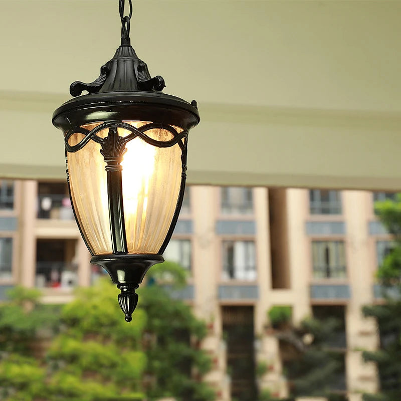 Outdoor chandeliers, porch lamps, painted black metal, hanging lamps suitable for pavilions, courtyards