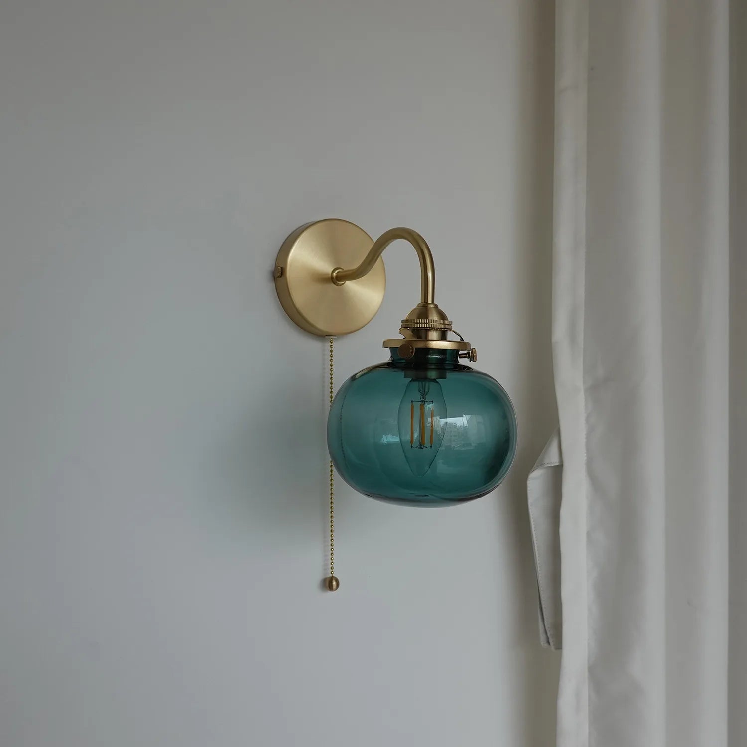 Little Glass Ball LED Wall Light Fixtures Plug In Switch Bedroom Bathroom Mirror Stair Nordic Modern Copper Wall Sconce