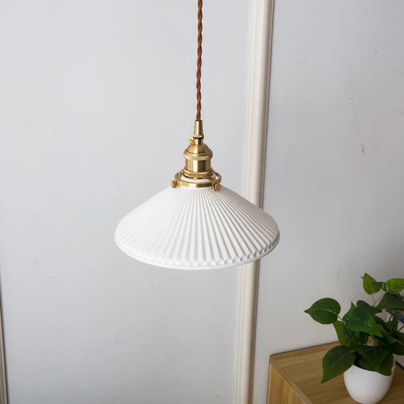 White Ceramic Brass Pendant Lights Fixtures Restaurant Bedroom Bedside Nordic Japanese Style Hanging Lamp LED Hanglampen