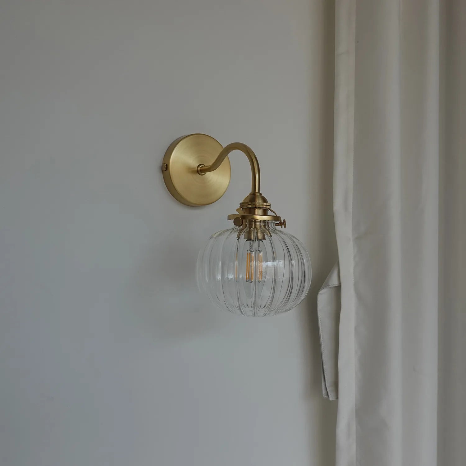 Little Glass Ball LED Wall Light Fixtures Plug In Switch Bedroom Bathroom Mirror Stair Nordic Modern Copper Wall Sconce