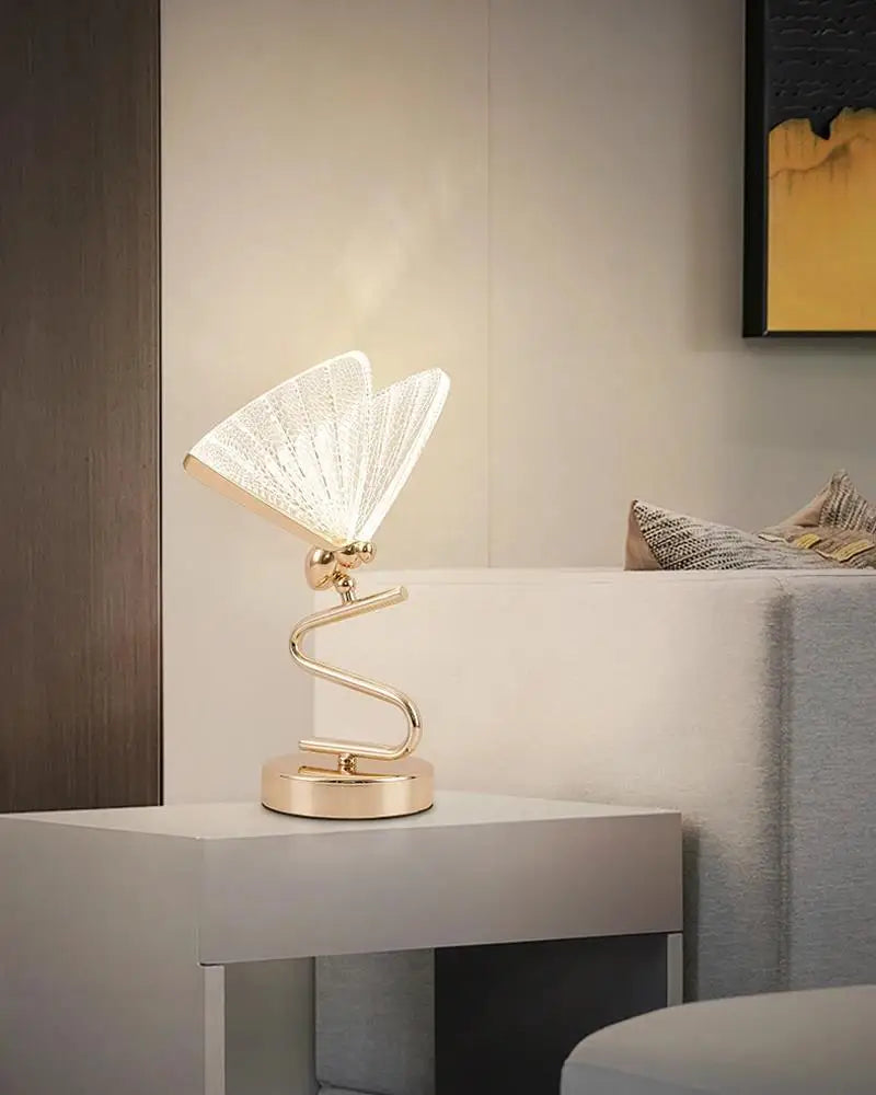 Light luxury butterfly table lamp modern LED bedroom bedside lamp study office table decor desk lamp Lighting fixtures