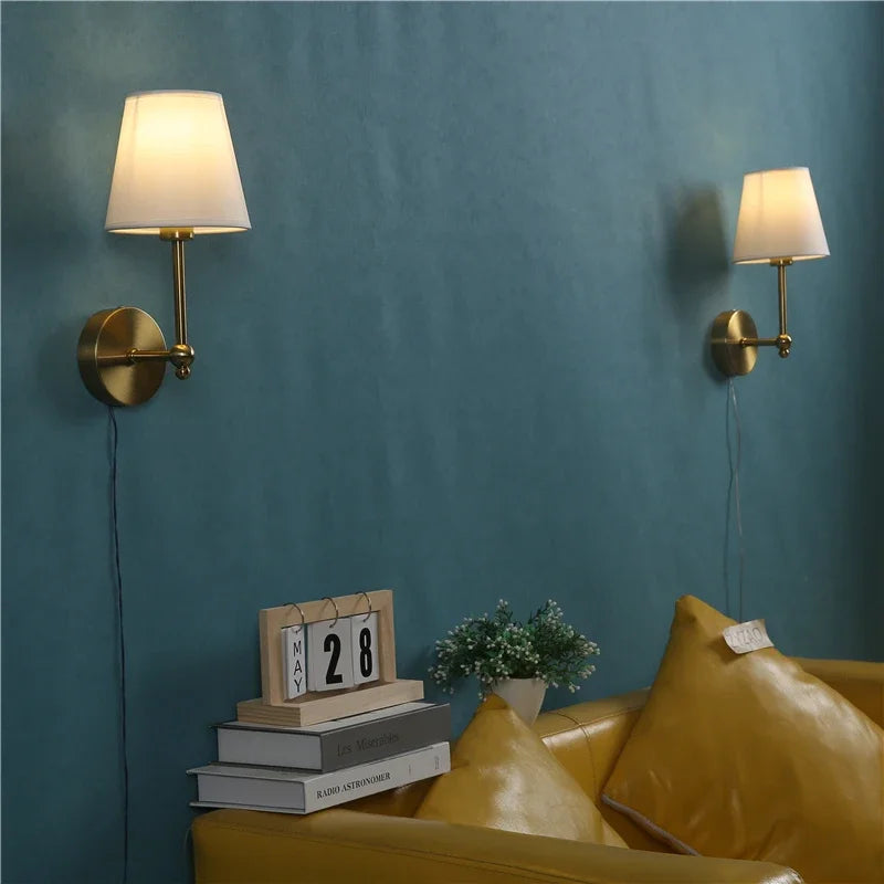 American Retro Wall Lamps LED Black and Gold Linen Covered Wall Lamp Bedroom Bedside Lights Luxury Wall Sconce Lighting Fixtures