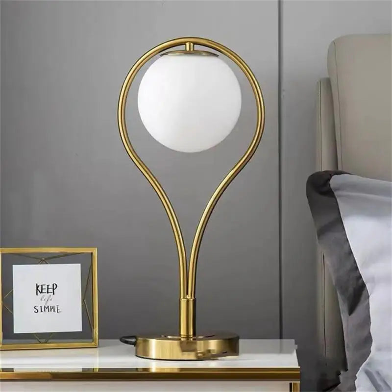 Nordic Brass Table Lamp Round Bedside Lamp Glass Ball Bedroom Light Living Room Study Room Office LED Decorative Desk Lamp