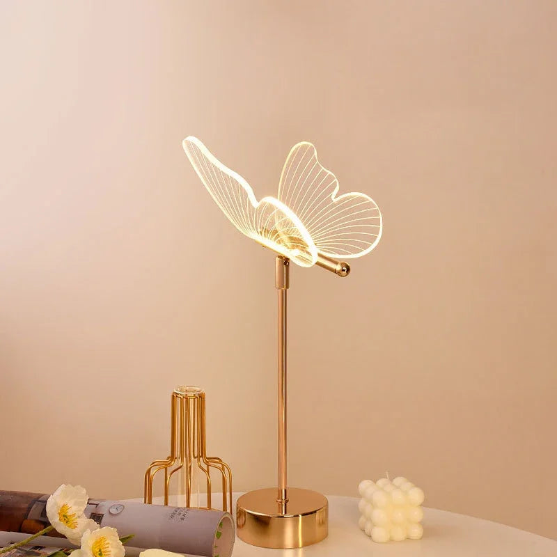 Table Lamp Retro Gold Acrylic Butterfly LED Desk Lamp Hotel Villa Art Decor LED Table Light Living Room Bedside LED Desk Lights