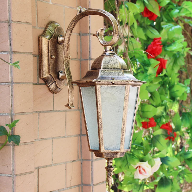 Retro Outdoor Waterproof Wall Lamp Living Room/Balcony Lamp Creative Stair Corridor Decorative Garden Lamp