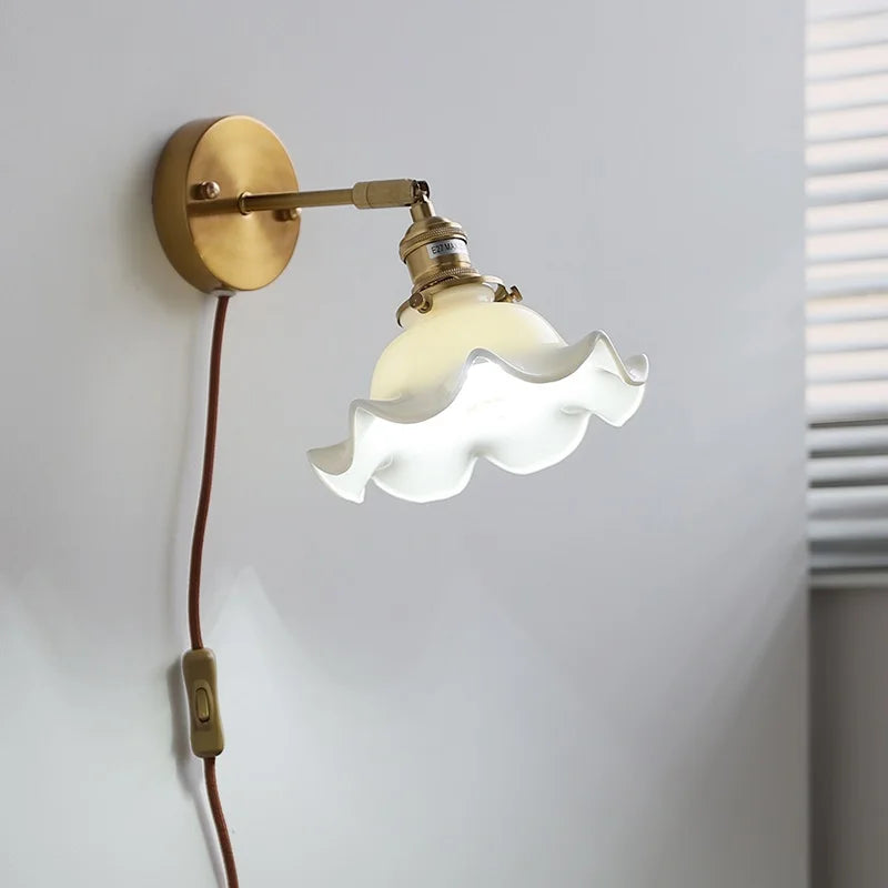 White Flower Ceramic Wall Lamp Sconce Home Indoor Lighting Plug In Switch Bedroom Stair Bathroom Mirror Light Applique