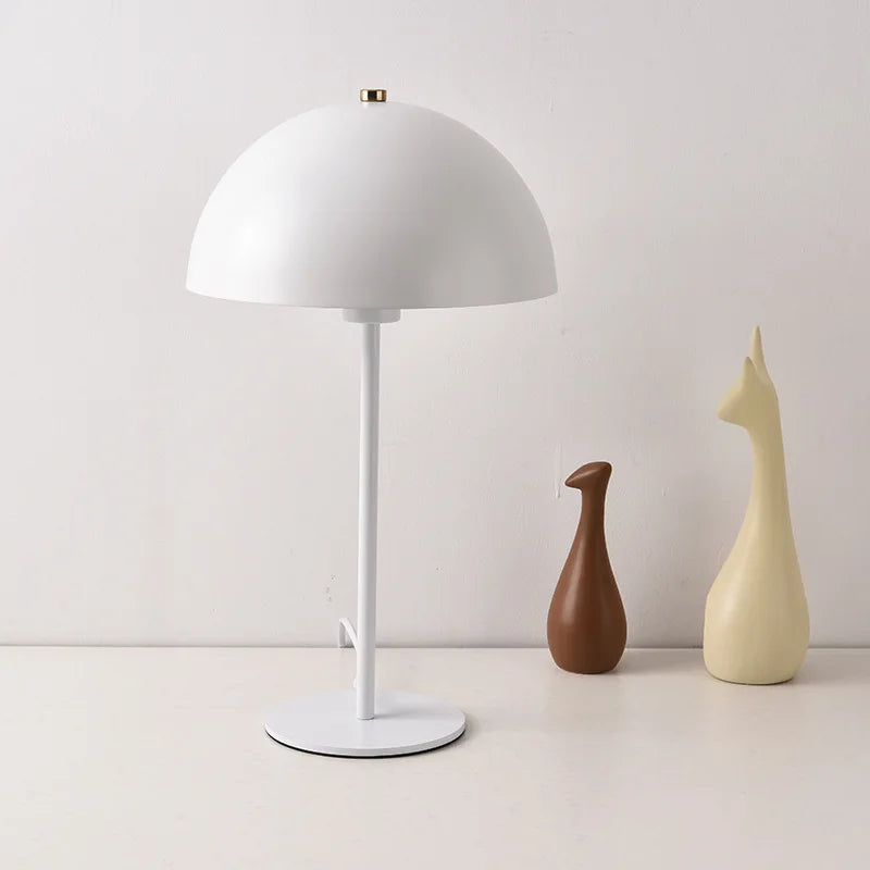 Modern Metal Mushroom Table Lamp for Bedroom Bedside Study Room Creative Iron LED Desk Light Minimalist Home Decoration Fixtures