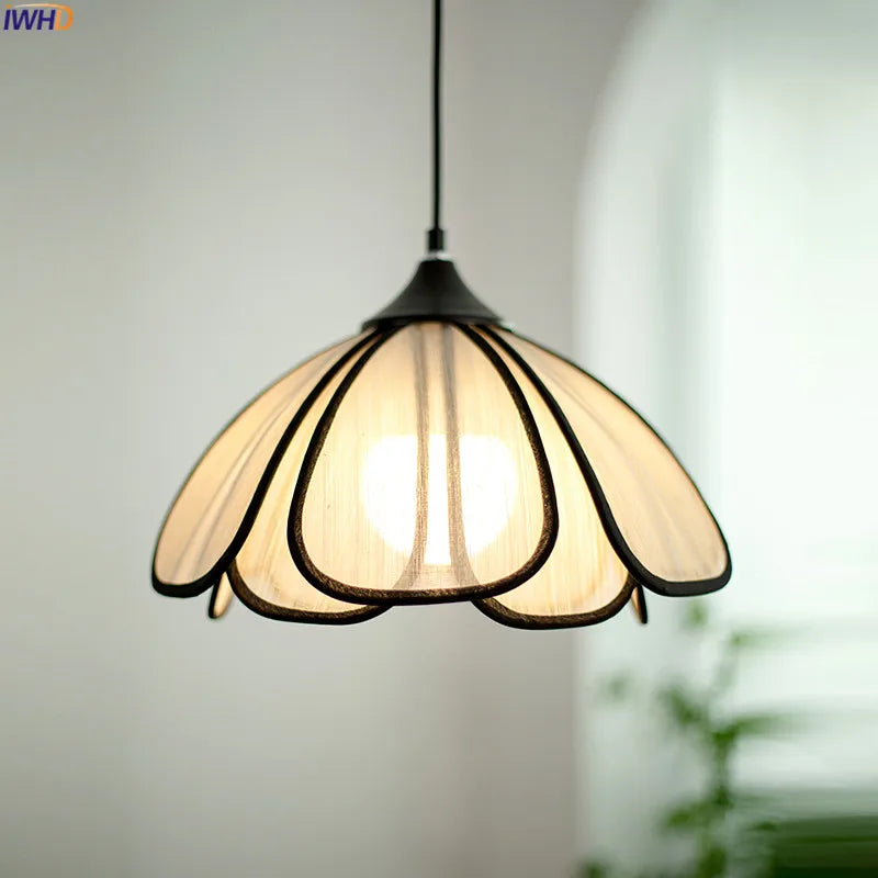 Japanese Style Flower LED Pendant Light Fixtures Musa Hemp Lampshade Bedroom Living Room Beside Hanging Lamp Luminaria