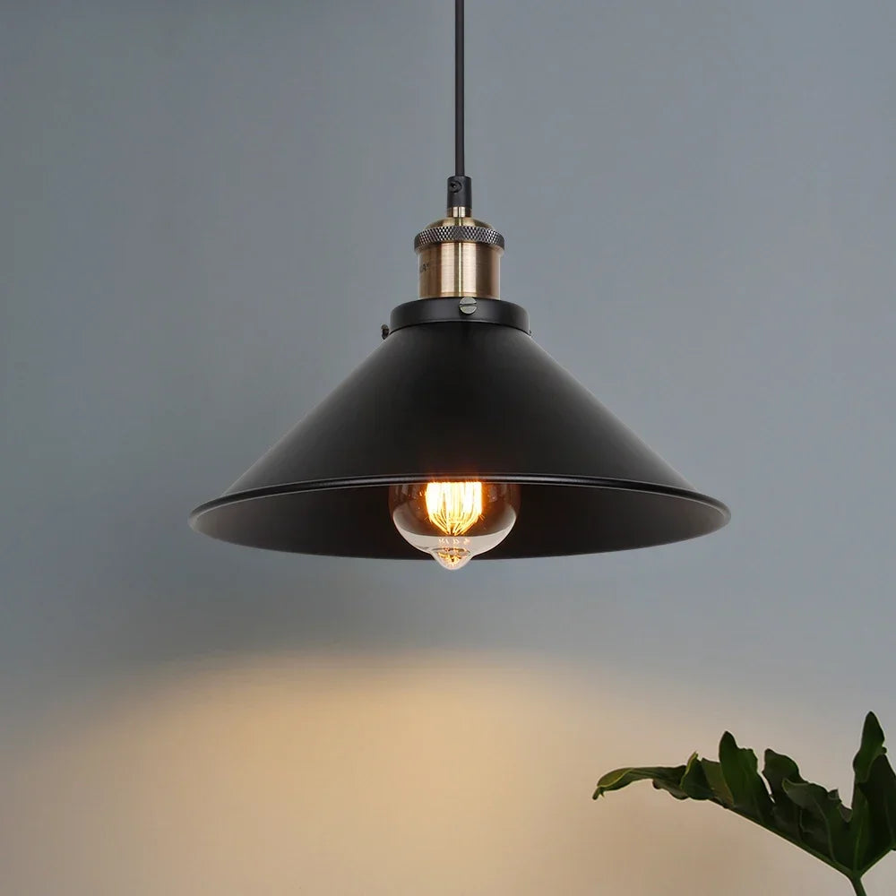 Retro Pendant Lamps Loft Black Hanging Light American Country Pendant Light For/Industrial Kitchen Restaurant Vintage Chandelier